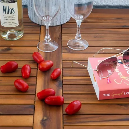 Elea Otel Adamantas (Milos)