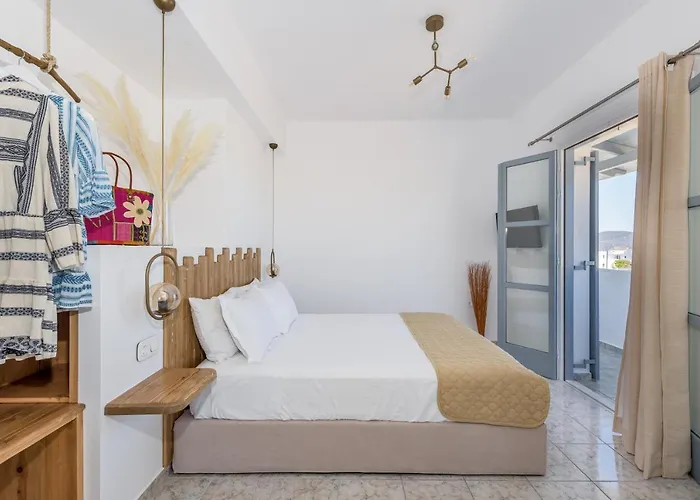 Elea 3* Adamantas (Milos)